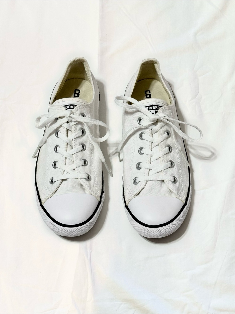 Converse Low-Top Sneakers Chucks